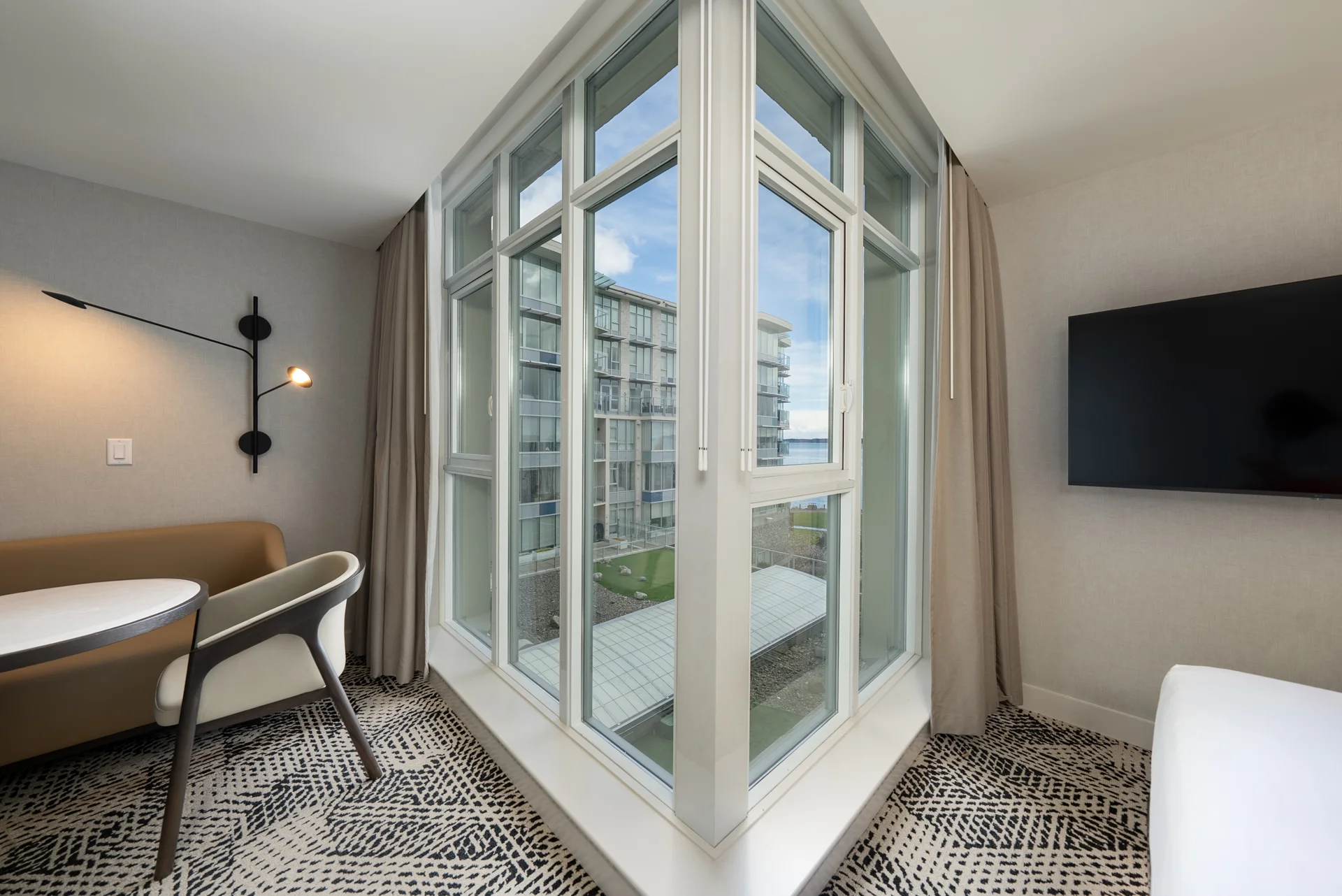 the-west-tide-suite-.jpg-63